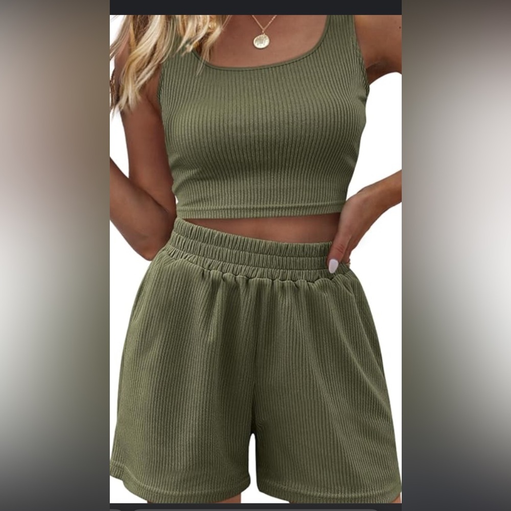 🛑SOLD!🛑BRAND NEW! 💖Women’s Two Piece Shorts Set- - Picture 1 of 5